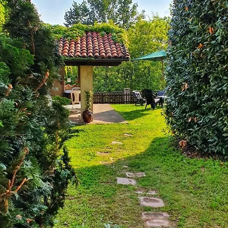 Casada Bed & Breakfast Lessona