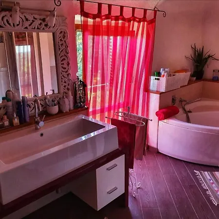 Casada Bed & Breakfast Lessona