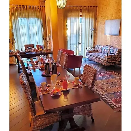 Casada - Aria Condizionata 住宿加早餐酒店